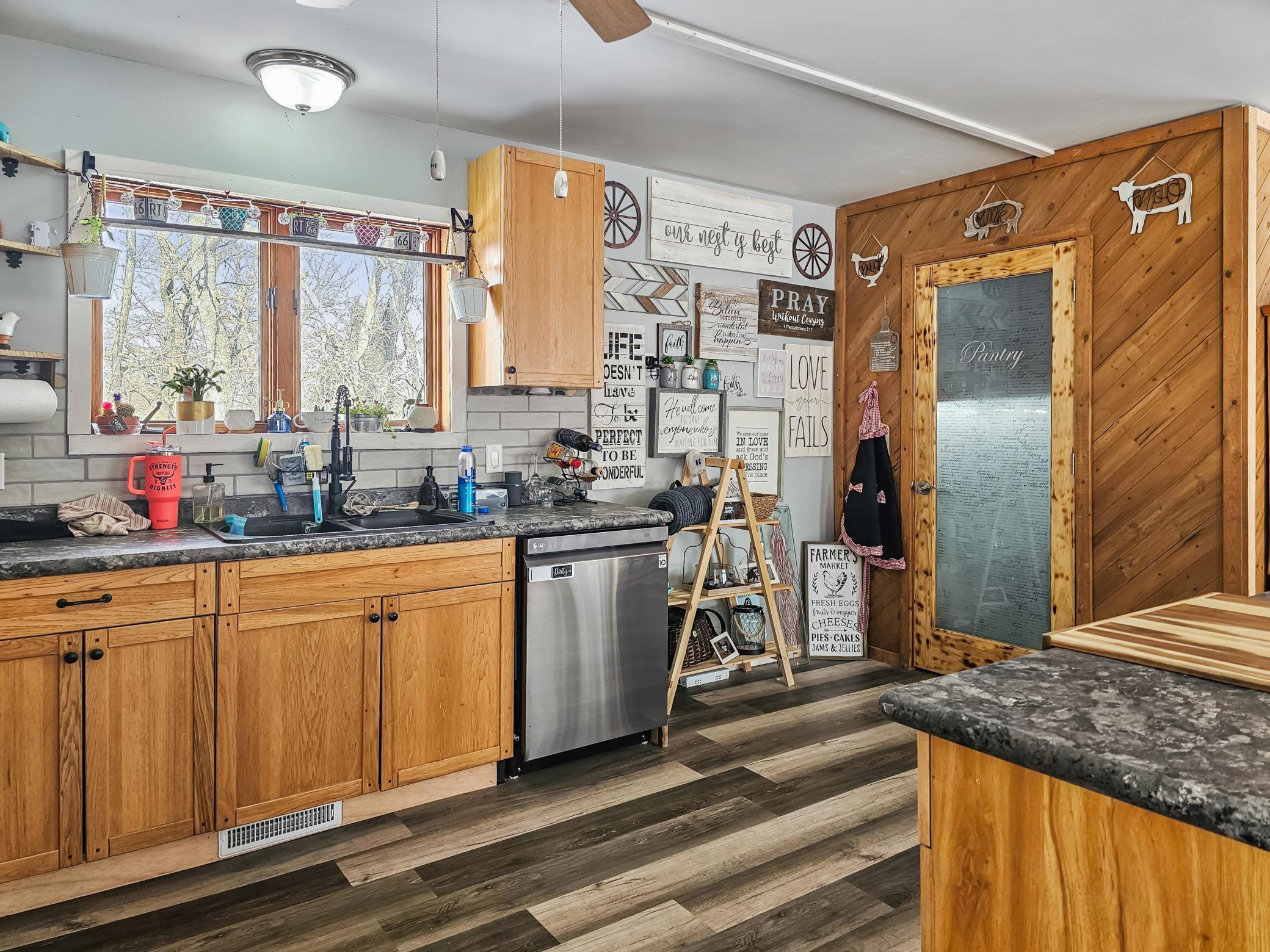 1989 single family home for sale at 51132 340th St in New York Mills, MN — 4 bed, 2 bath (photo 18 of 58)
