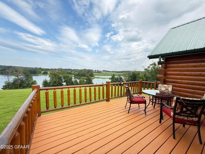 1995 single family home for sale at 17021 470th Street in Pelican Rapids, MN — 3 bed, 2 bath (photo 2 of 63)