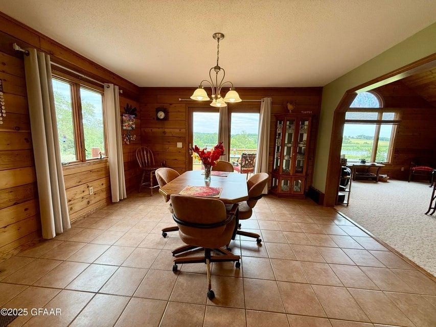 1995 single family home for sale at 17021 470th Street in Pelican Rapids, MN — 3 bed, 2 bath (photo 17 of 63)