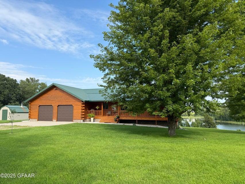 1995 single family home for sale at 17021 470th Street in Pelican Rapids, MN — 3 bed, 2 bath (photo 3 of 63)