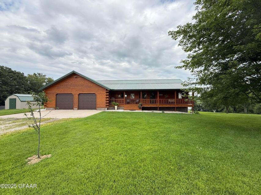 1995 single family home for sale at 17021 470th Street in Pelican Rapids, MN — 3 bed, 2 bath (photo 45 of 63)