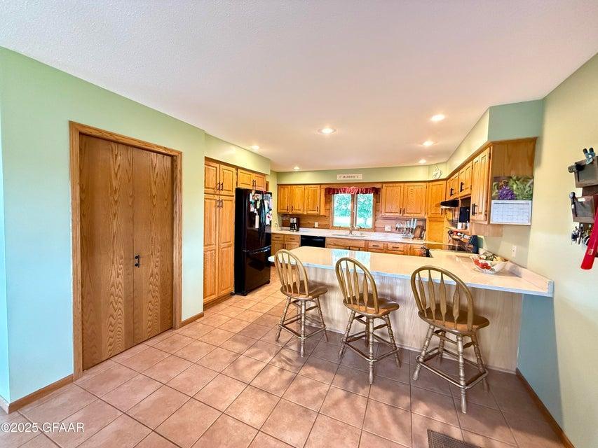 1995 single family home for sale at 17021 470th Street in Pelican Rapids, MN — 3 bed, 2 bath (photo 8 of 63)