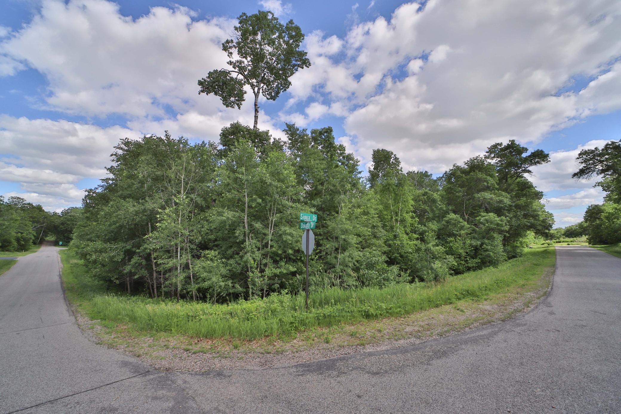 land for sale at TBD Percheron Drive in Breezy Point, MN (photo 4 of 7)