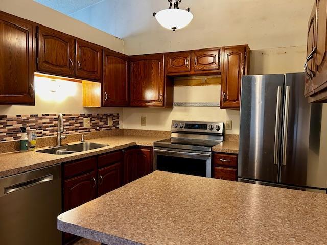 3235 15th Avenue S, Unit Unit C, Fargo ND 58103 - Photo 6 of 12