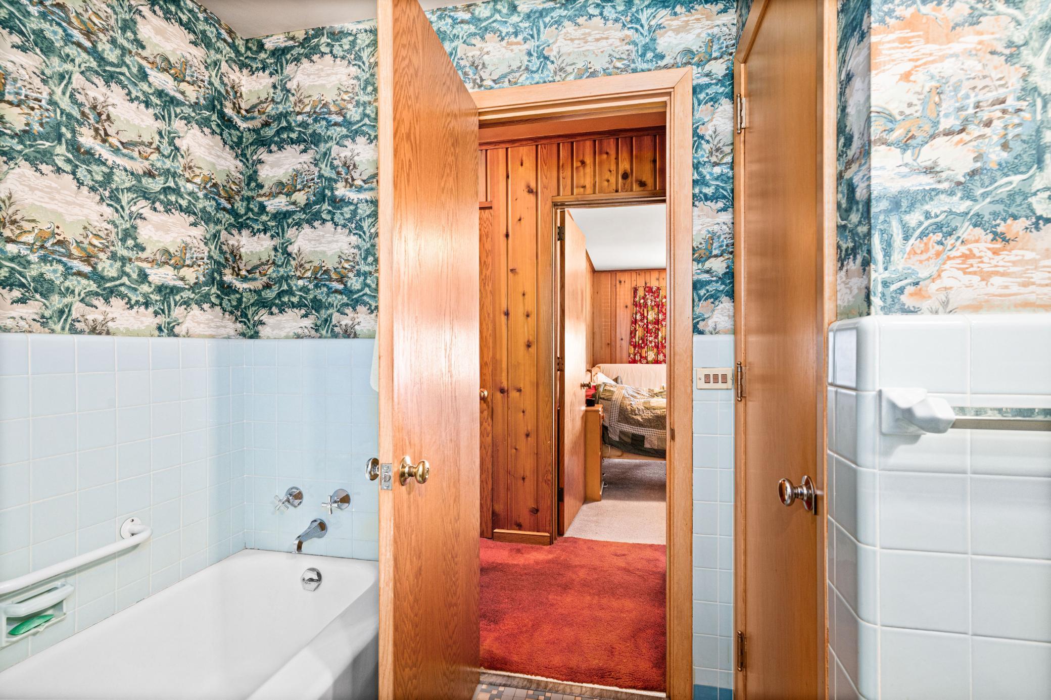 1956 single family home for sale at 21895 County Road 8 in Bovey, MN — 4 bed, 4 bath (photo 19 of 52)