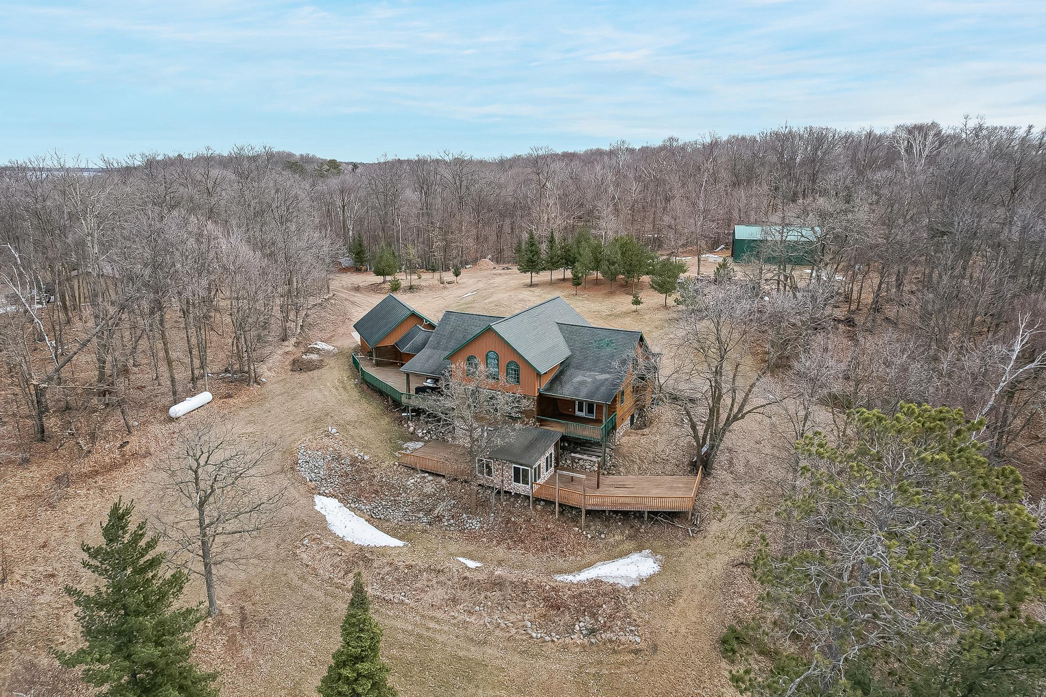 2003 single family home for sale at 44148 Ida's Road in Osage, MN — 4 bed, 4 bath (photo 2 of 45)
