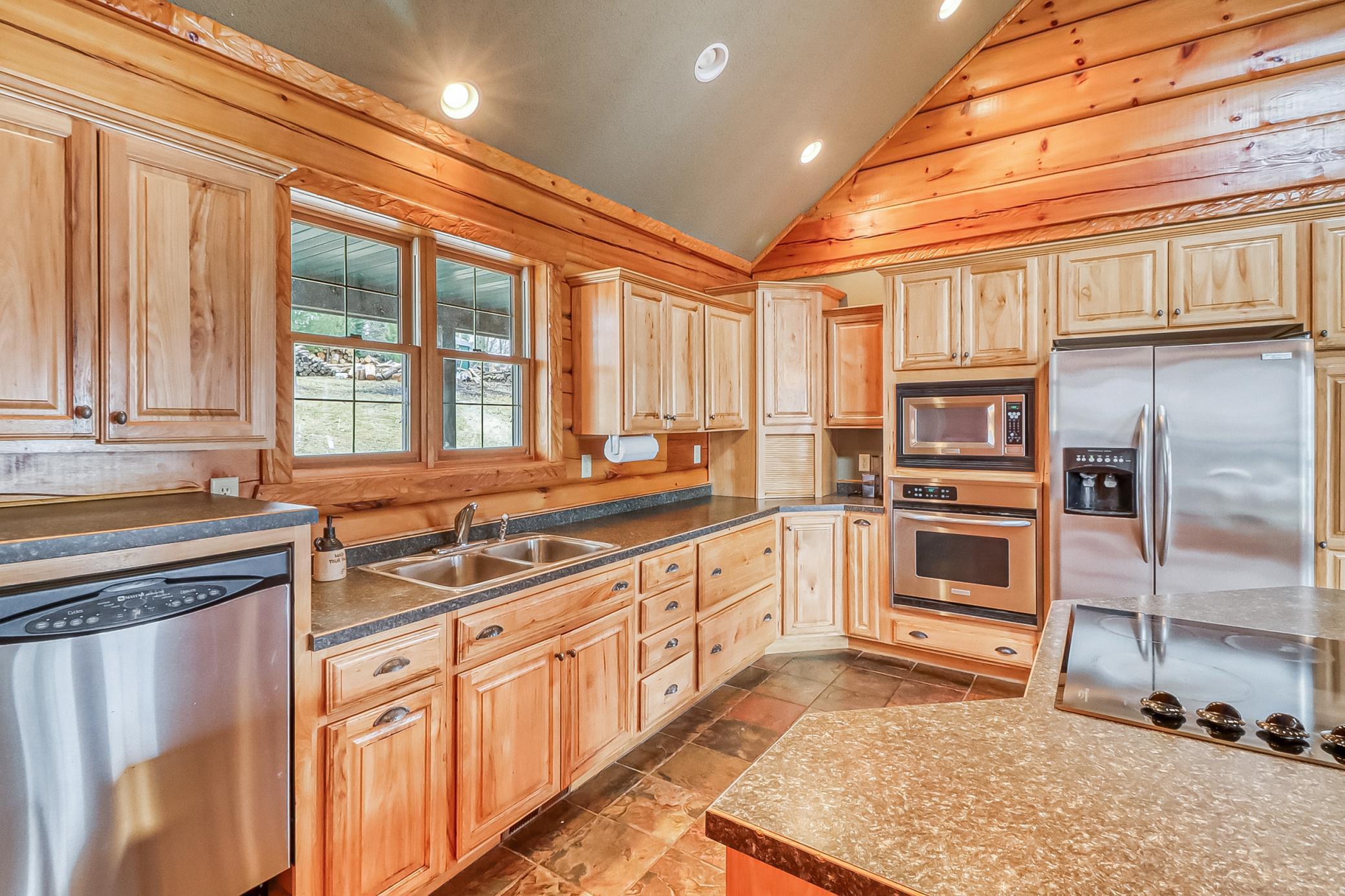 2003 single family home for sale at 44148 Ida's Road in Osage, MN — 4 bed, 4 bath (photo 18 of 45)
