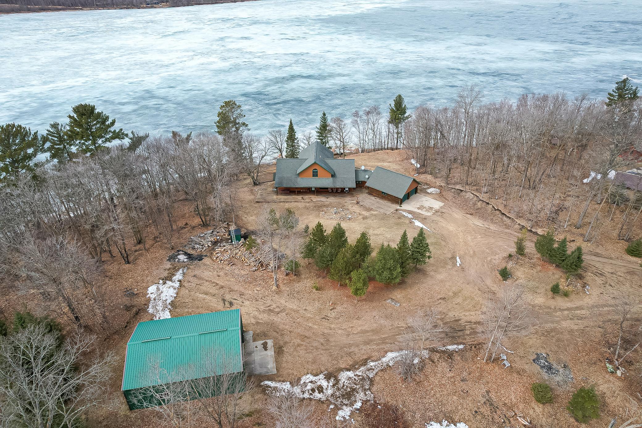 2003 single family home for sale at 44148 Ida's Road in Osage, MN — 4 bed, 4 bath (photo 4 of 45)