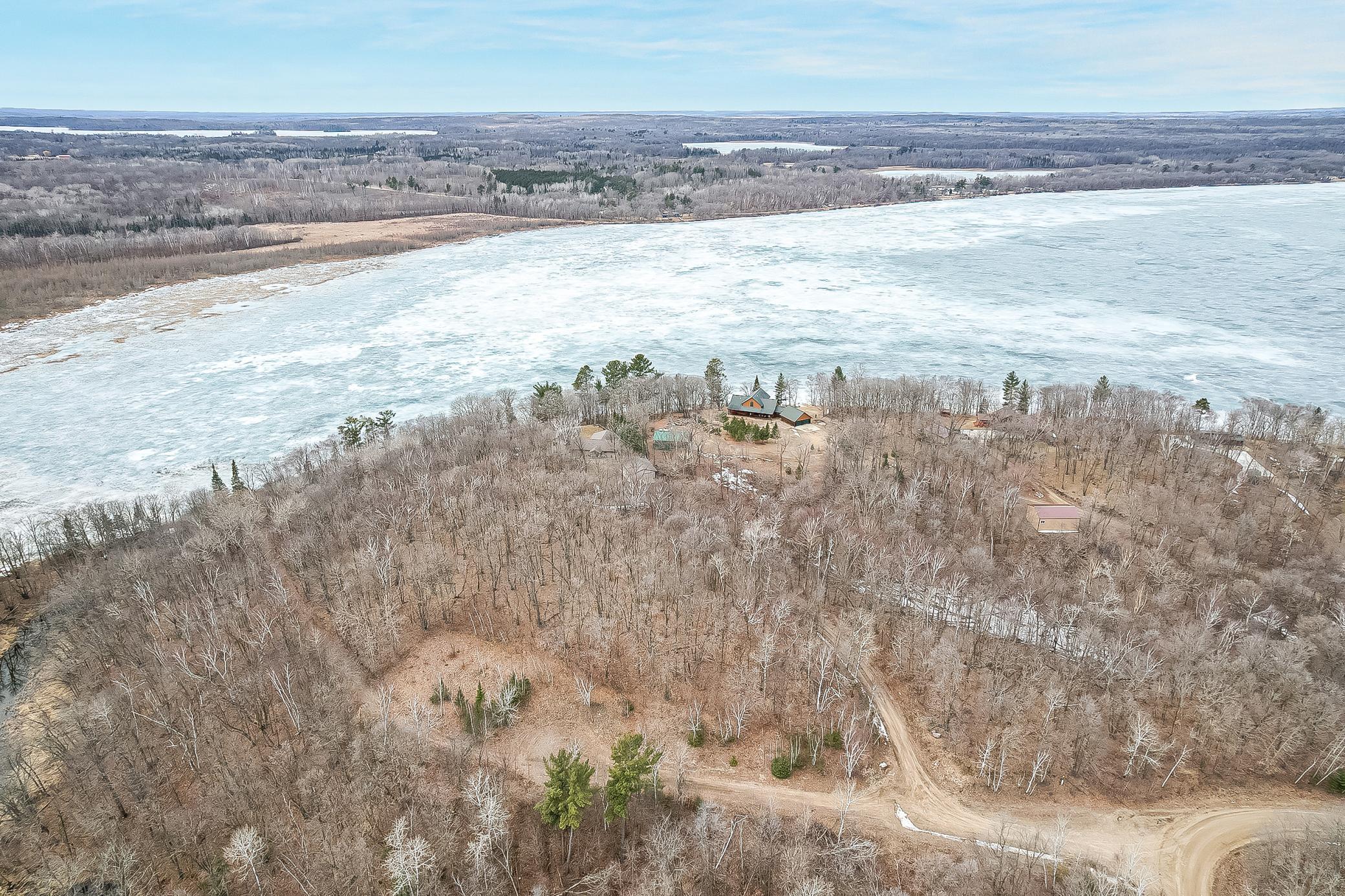 2003 single family home for sale at 44148 Ida's Road in Osage, MN — 4 bed, 4 bath (photo 6 of 45)