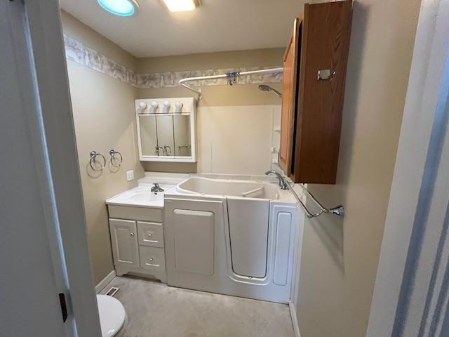 1940 single family home for sale at 503 Franklin Avenue in Crosby, MN — 1 bed, 2 bath (photo 9 of 32)