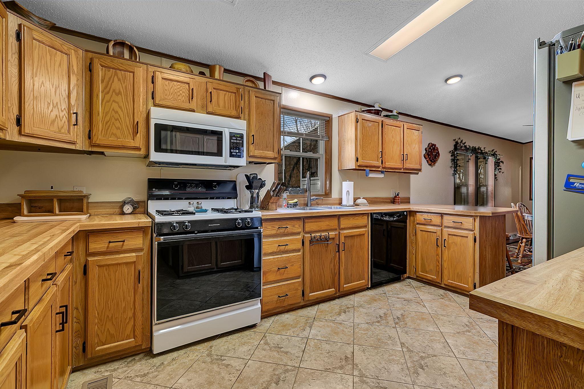 1994 single family home for sale at 10065 Amigo Trail in Grey Eagle, MN — 3 bed, 2 bath (photo 49 of 61)