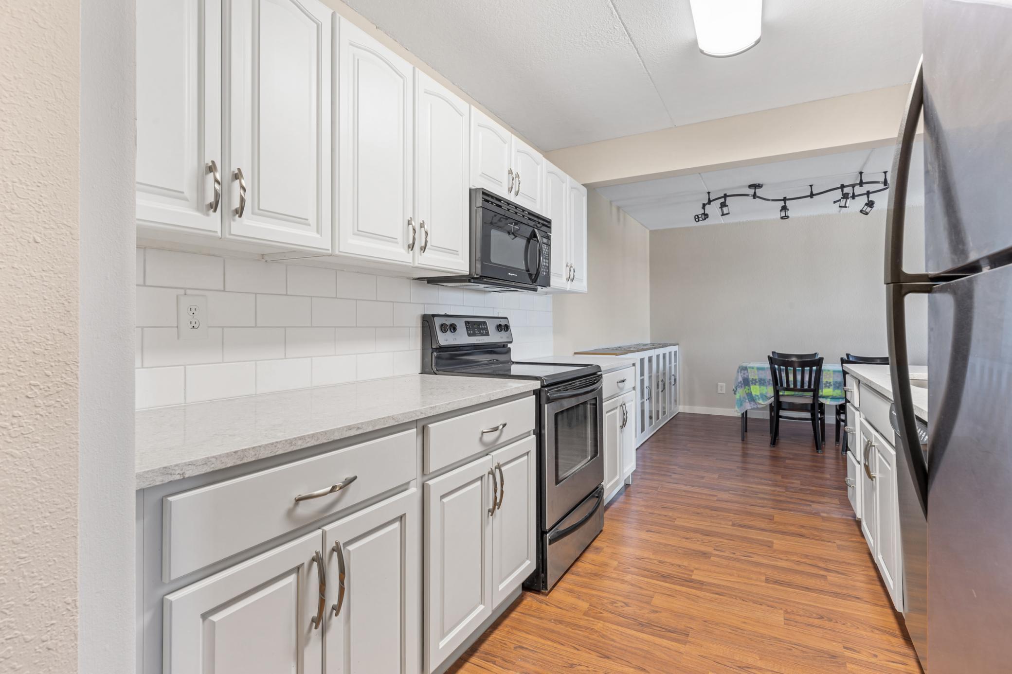 1110 3rd Avenue N, Unit 801W, Fargo ND 58102 - Photo 6 of 20
