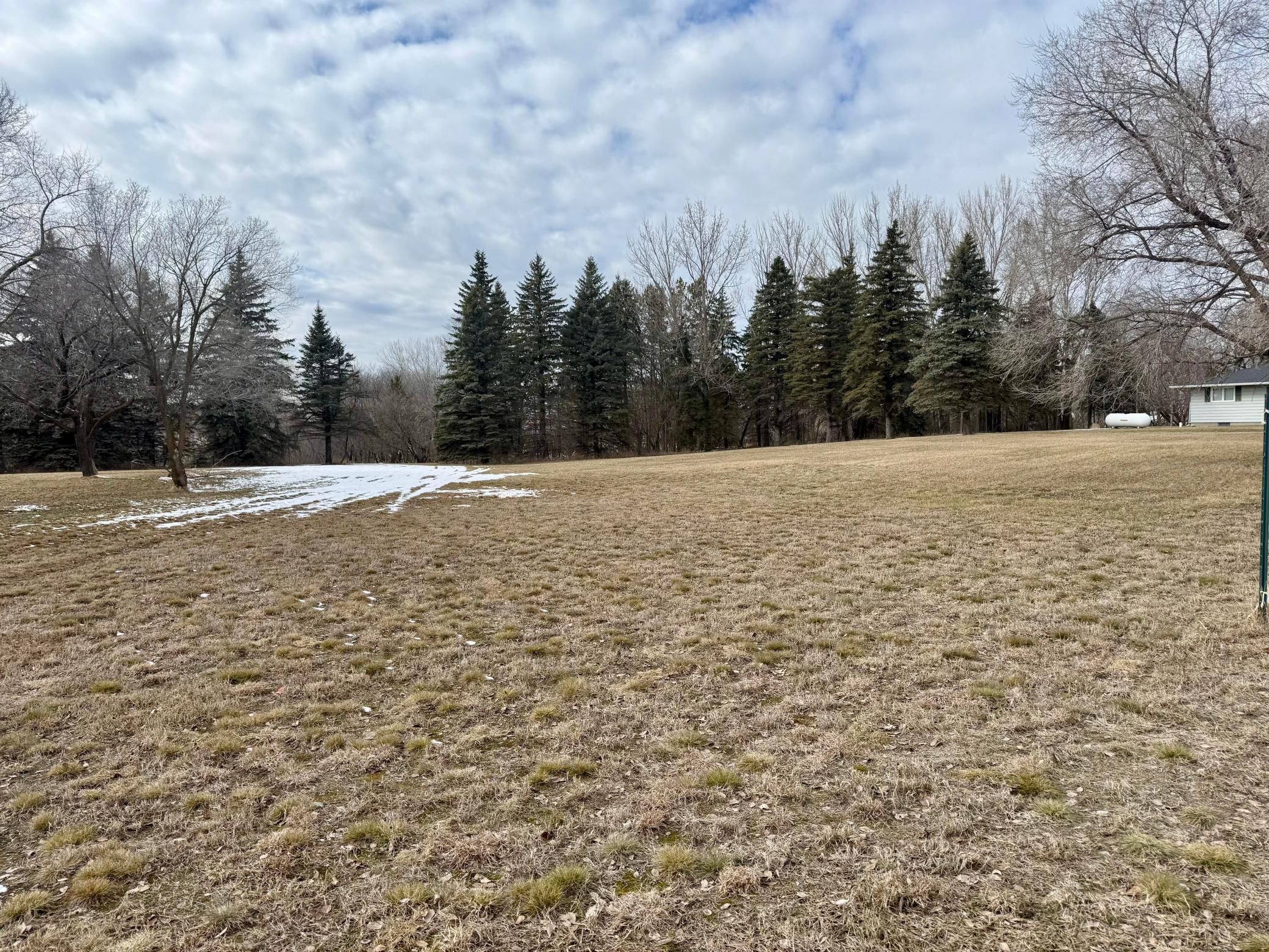 1985 land for sale at TBD Highland Drive in Detroit Lakes, MN