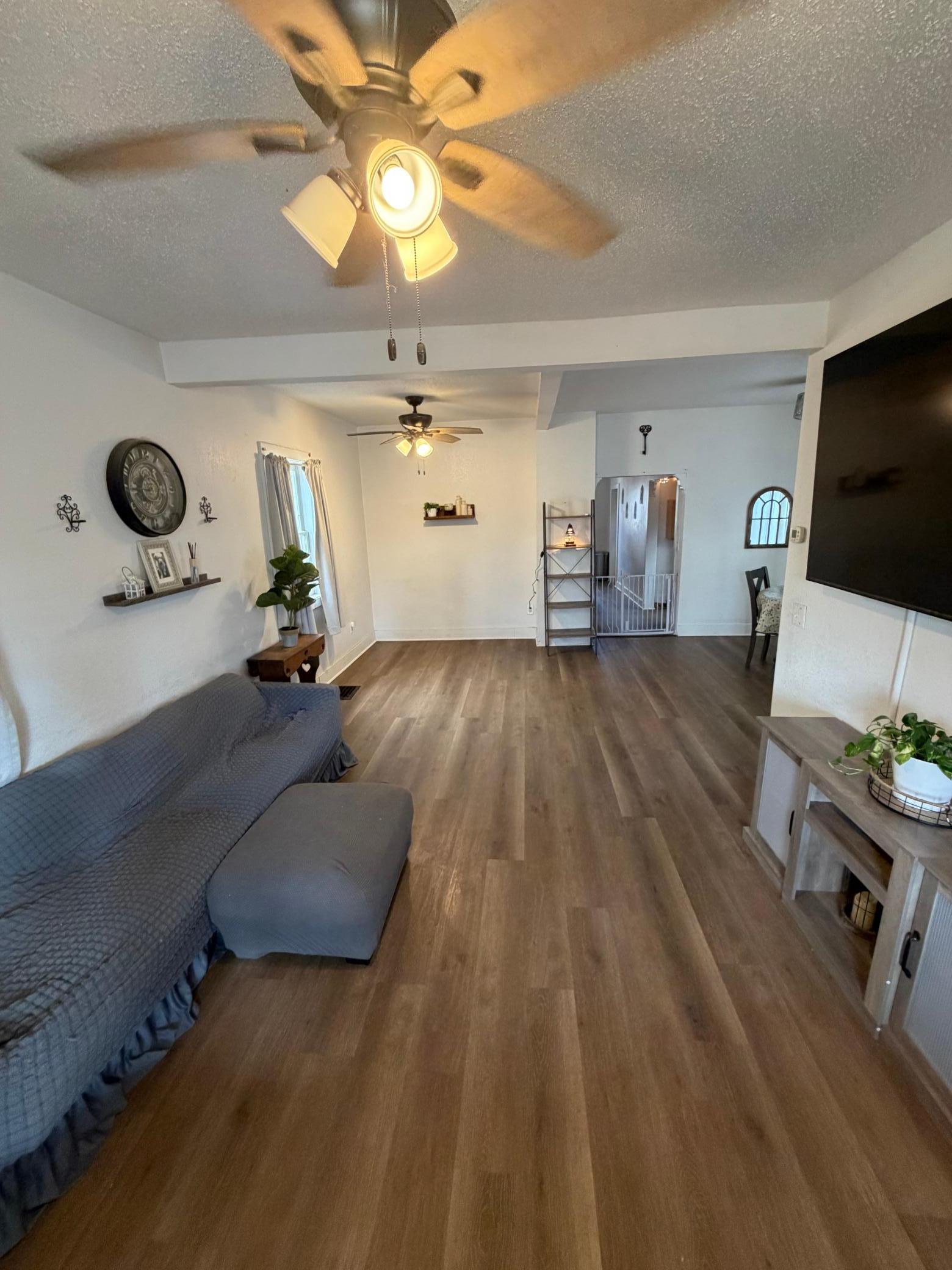 1890 single family home for sale at 308 W Douglas Avenue in Fergus Falls, MN — 3 bed, 2 bath (photo 4 of 13)