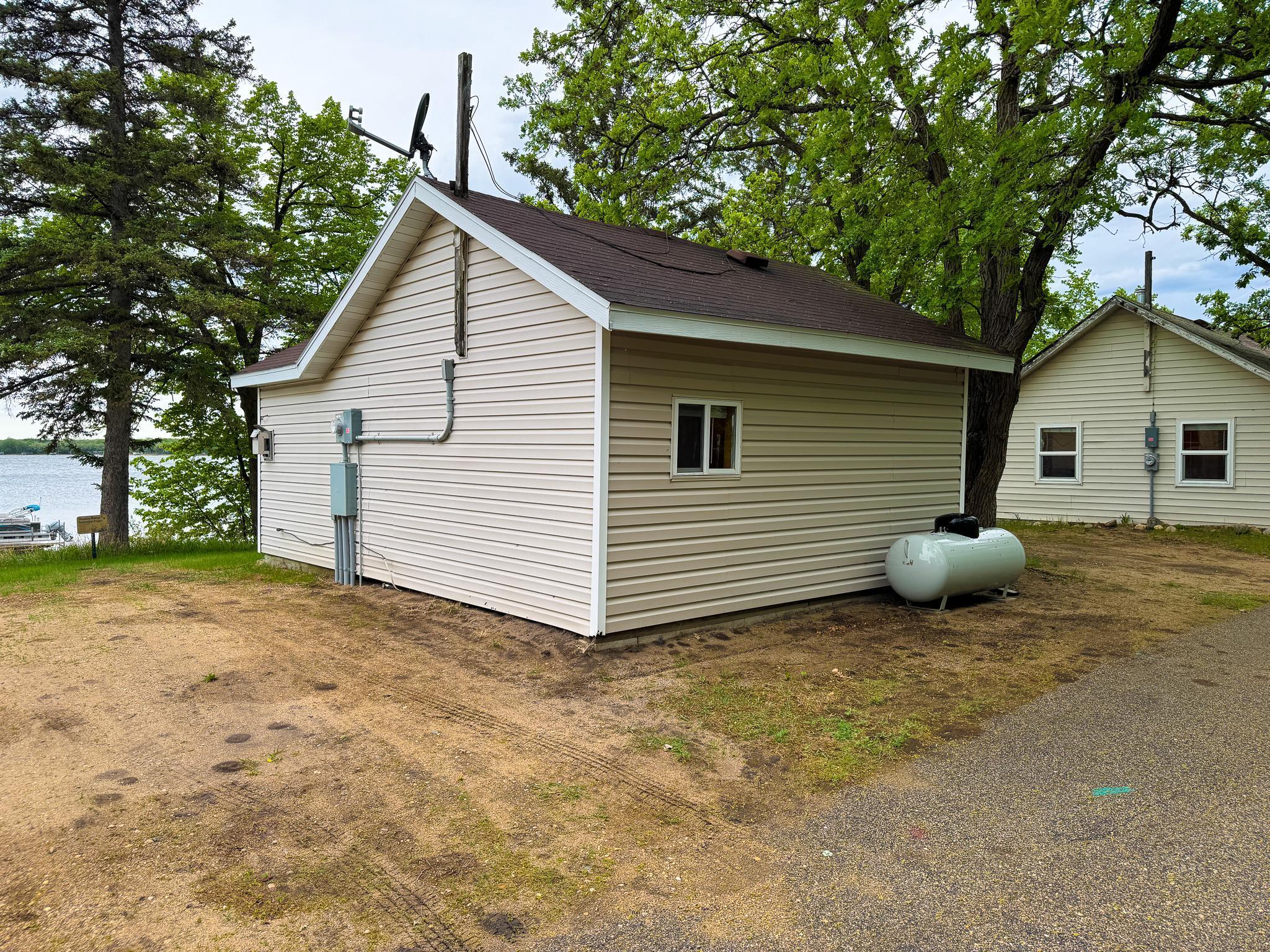 1949 single family home for sale at 27649 Unit 2 Co Hwy 83 in Battle Lake, MN — 1 bed, 1 bath (photo 13 of 28)
