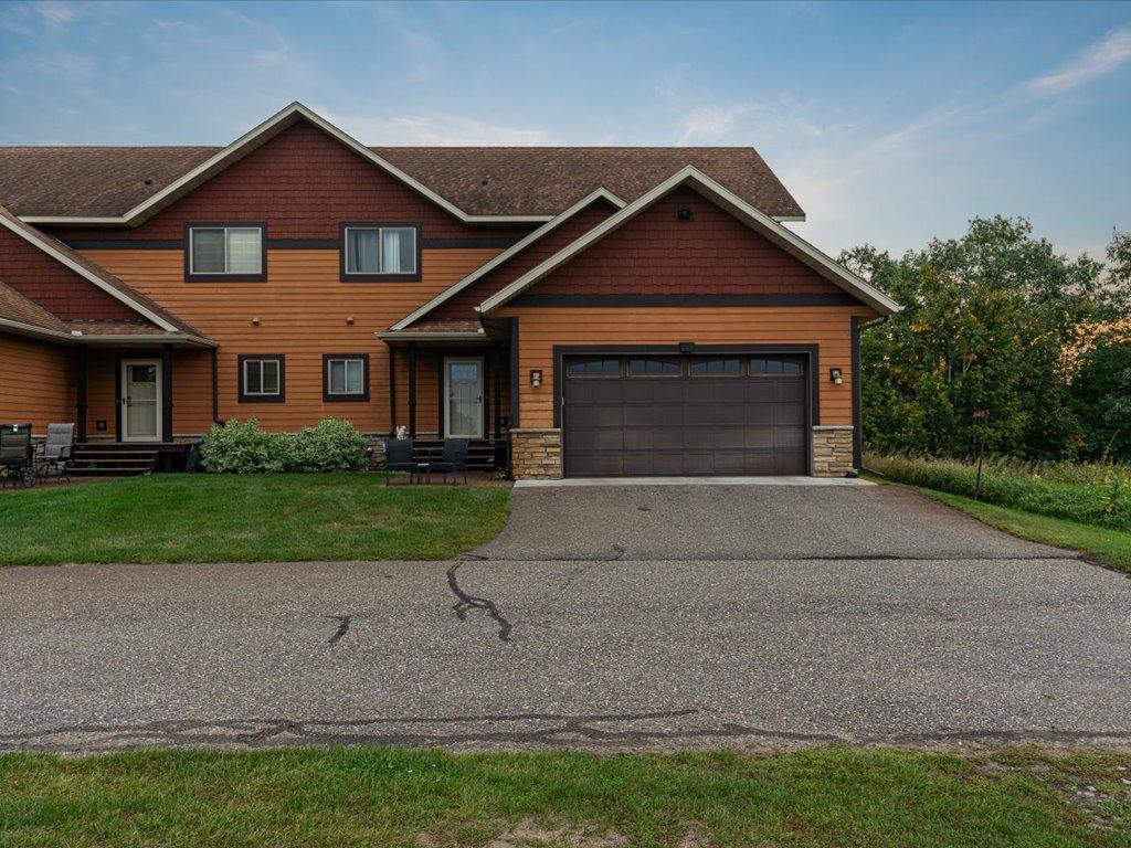2006 townhouse for sale at 16418 Park Estates Drive in Brainerd, MN — 3 bed, 2 bath (photo 3 of 42)