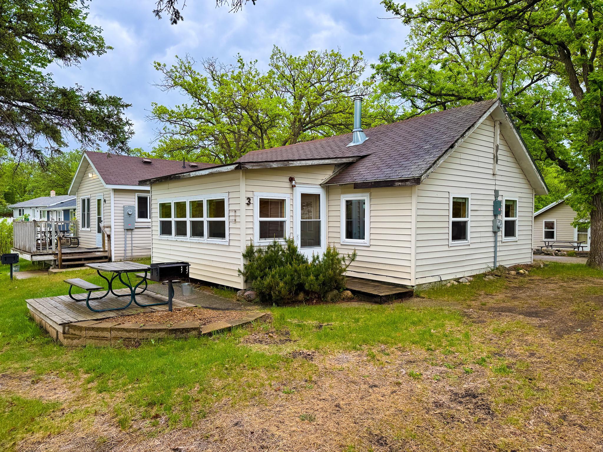 1949 single family home for sale at 27649 Unit 3 Co Hwy 83 in Battle Lake, MN — 4 bed, 1 bath (photo 3 of 32)