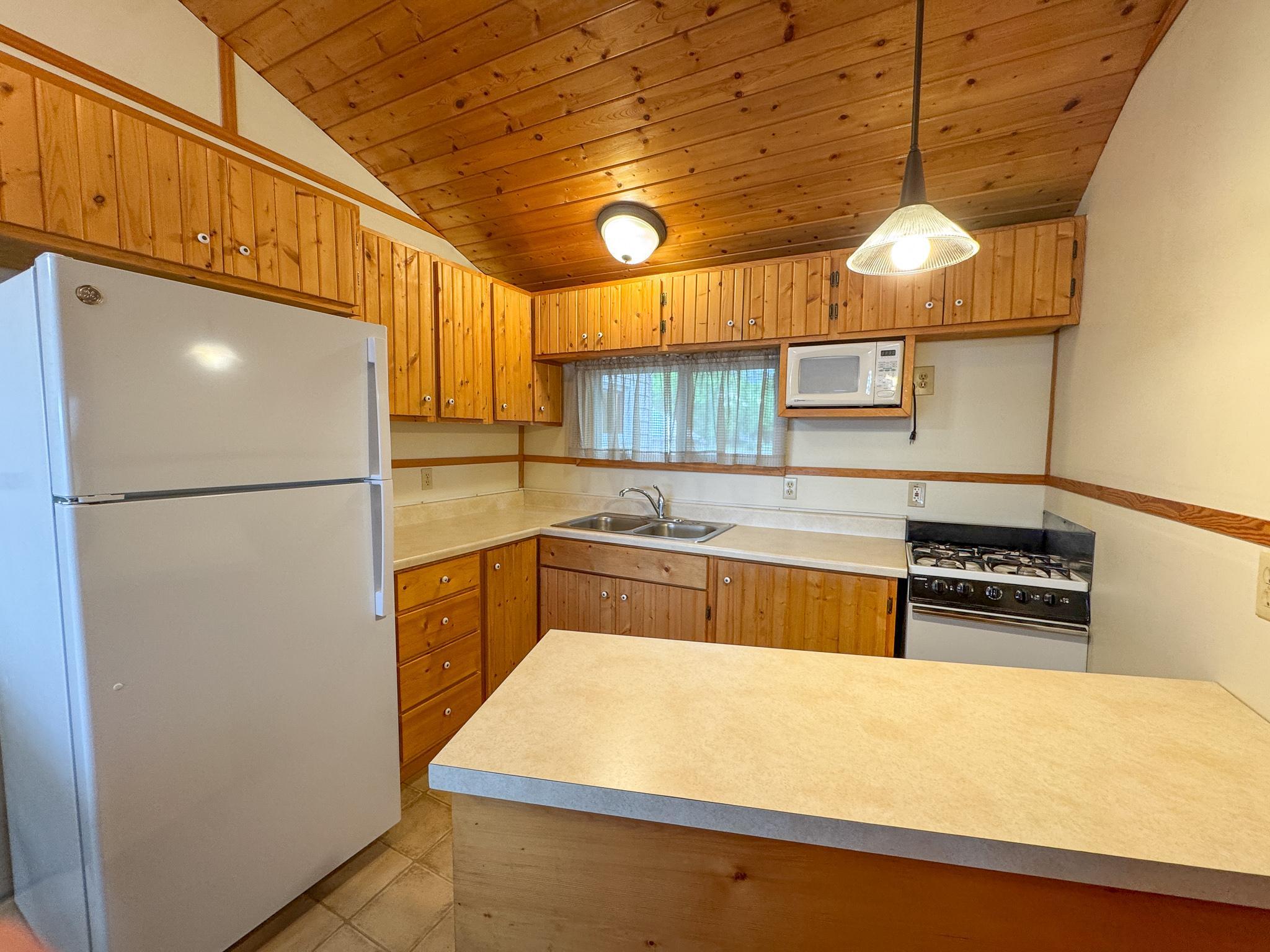 1949 single family home for sale at 27649 Unit 3 Co Hwy 83 in Battle Lake, MN — 4 bed, 1 bath (photo 7 of 32)