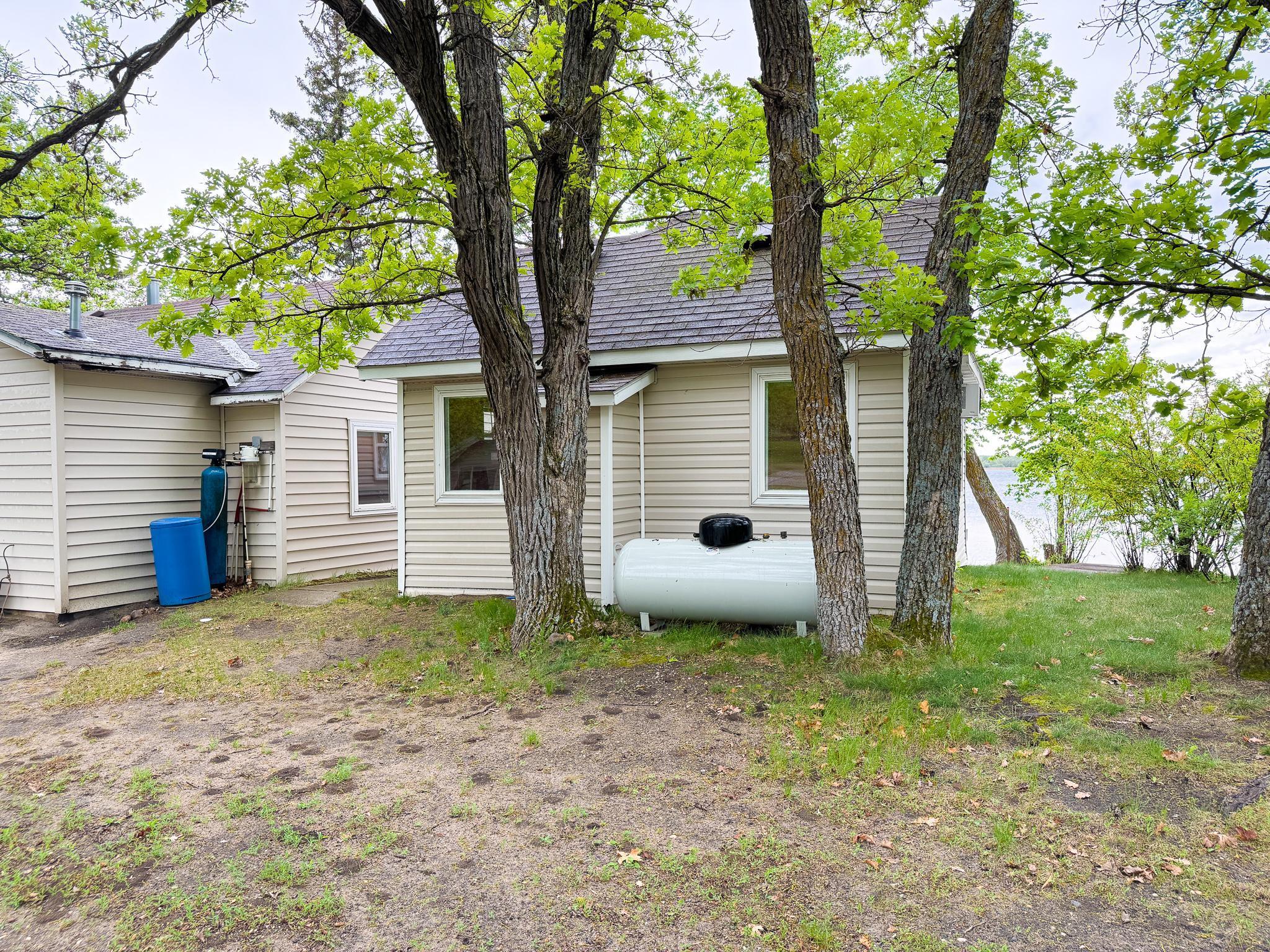 1949 single family home for sale at 27649 Unit 4 Co Hwy 83 in Battle Lake, MN — 2 bed, 1 bath (photo 14 of 28)