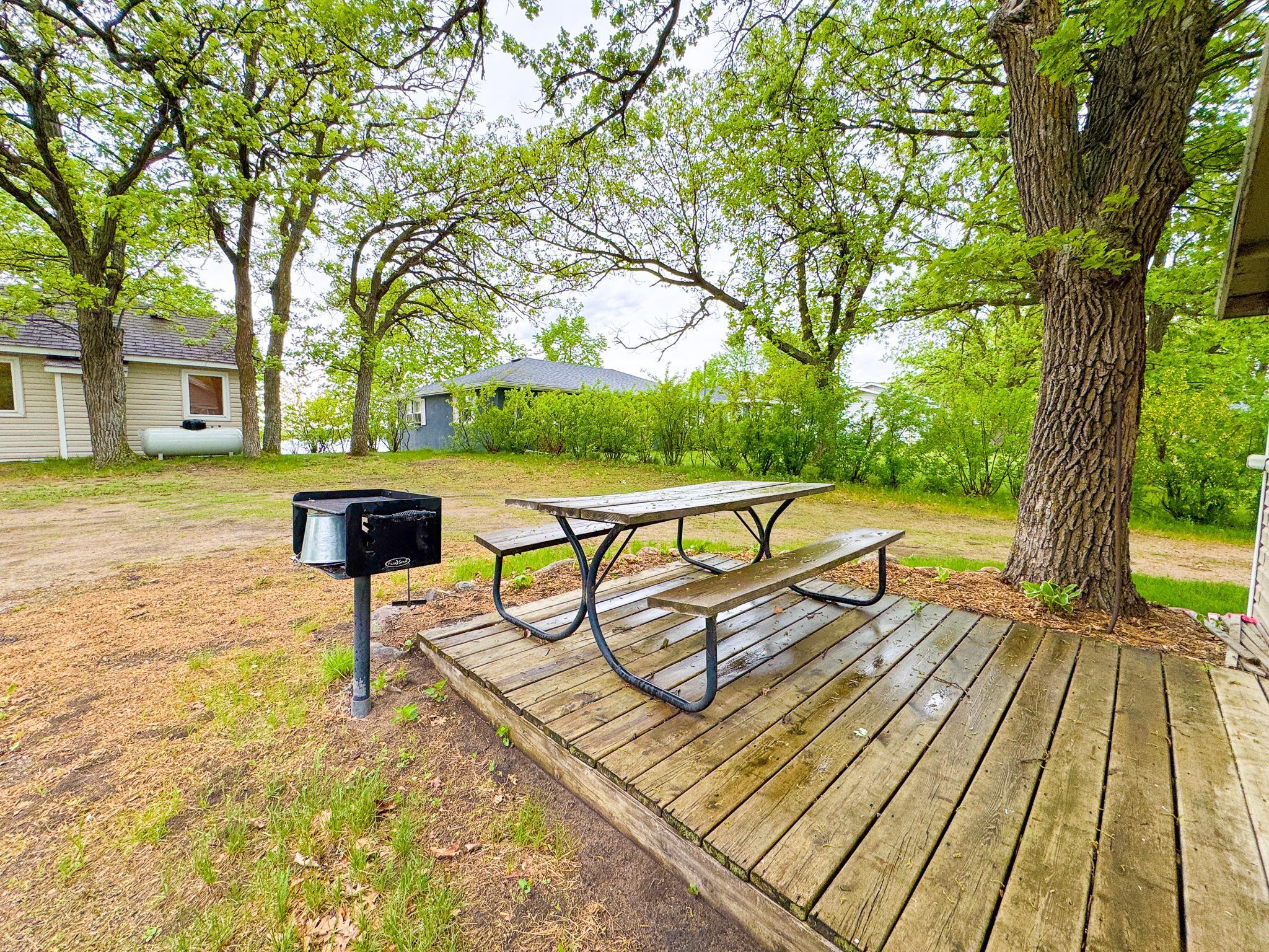 1960 single family home for sale at 27649 Unit 5 Co Hwy 83 in Battle Lake, MN — 2 bed, 1 bath (photo 10 of 18)