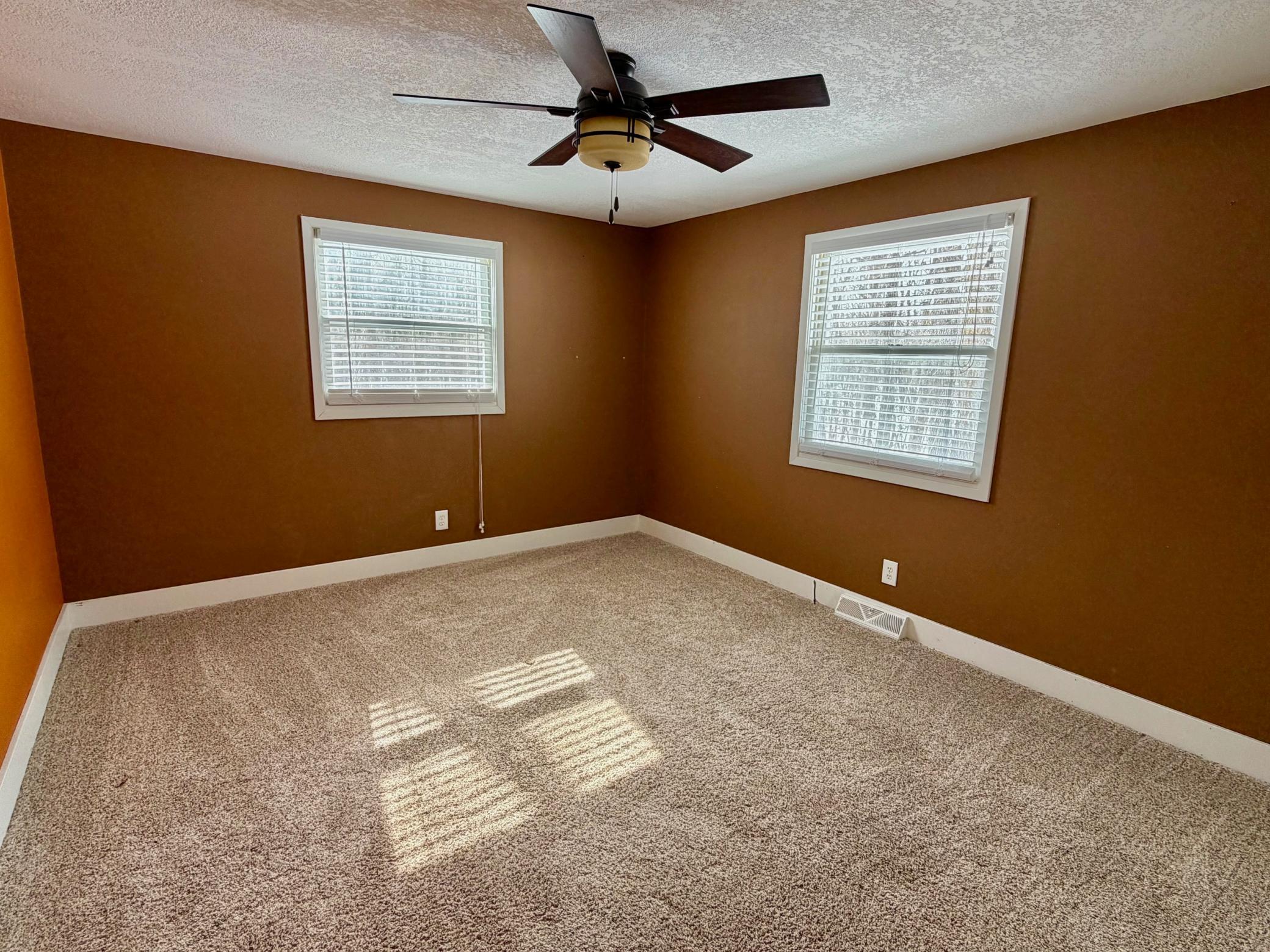 809 11th Avenue SE, Roseau MN 56751 - Photo 14 of 18