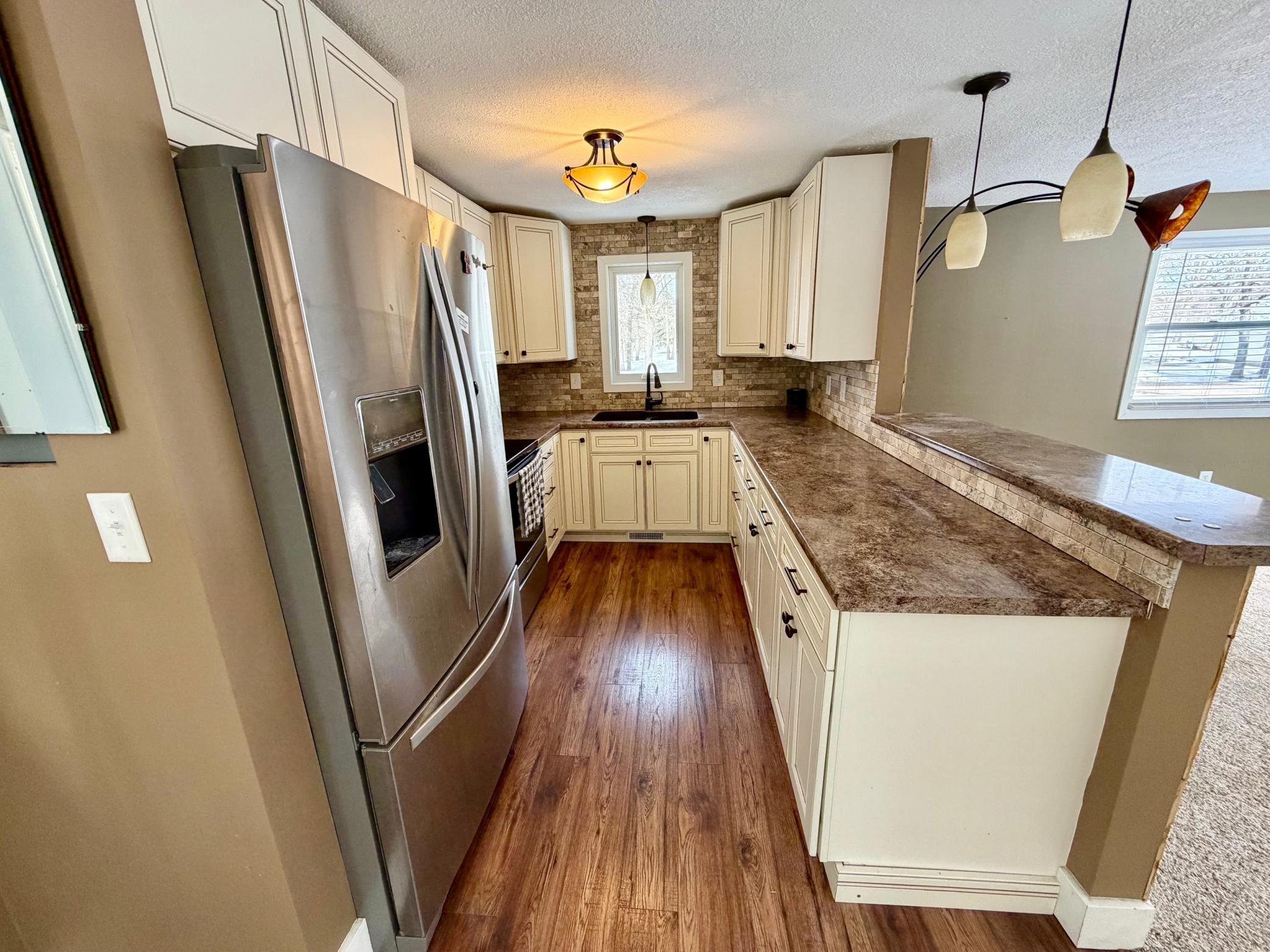809 11th Avenue SE, Roseau MN 56751 - Photo 5 of 18