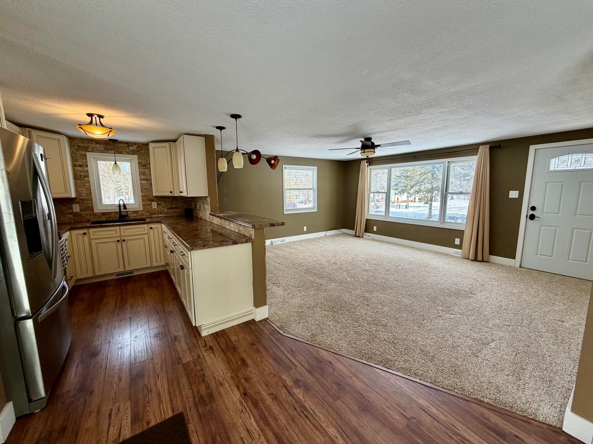 809 11th Avenue SE, Roseau MN 56751 - Photo 6 of 18