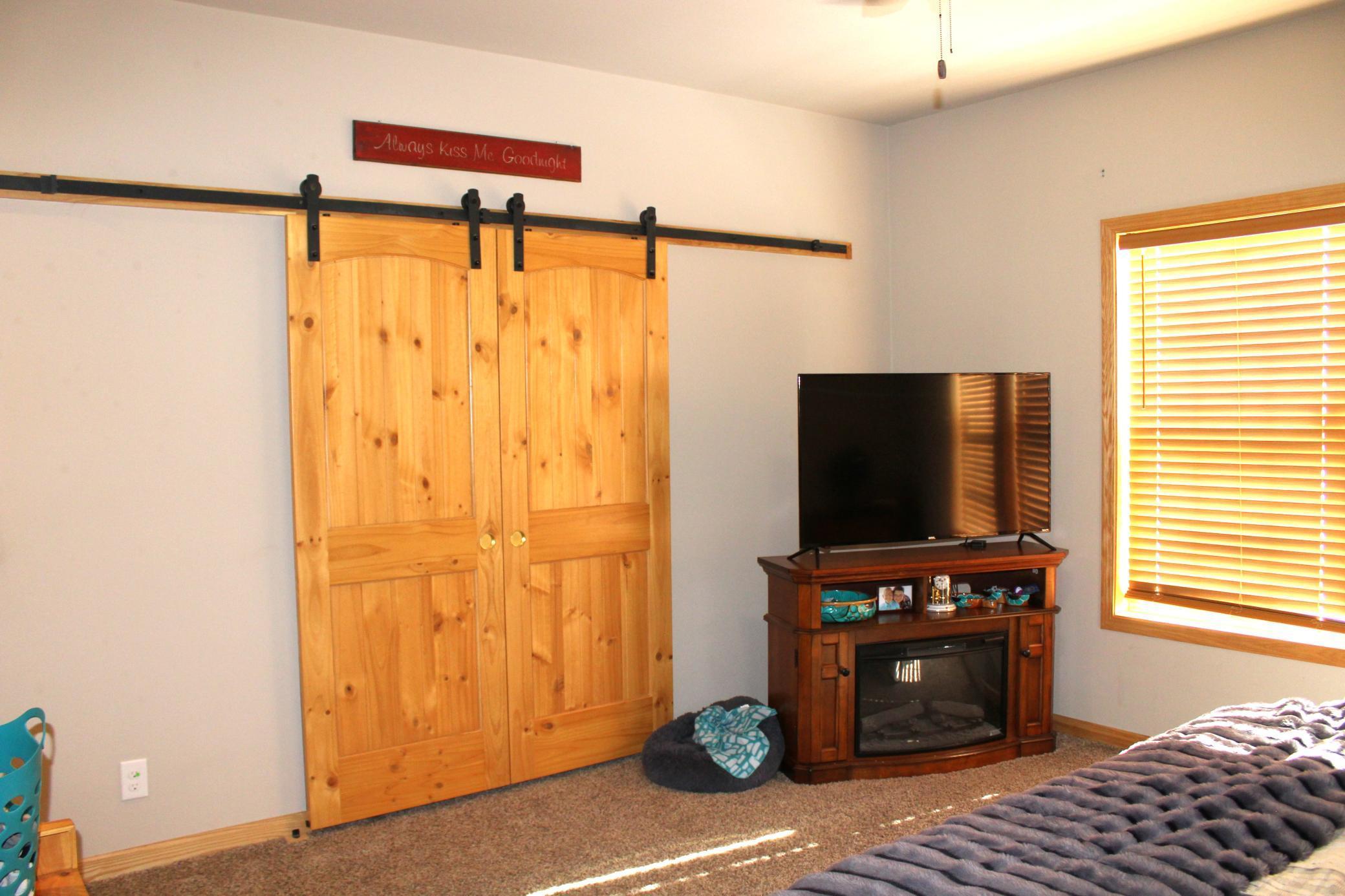 2017 single family home for sale at 21562 160th Street in Verndale, MN — 6 bed, 3 bath (photo 8 of 11)