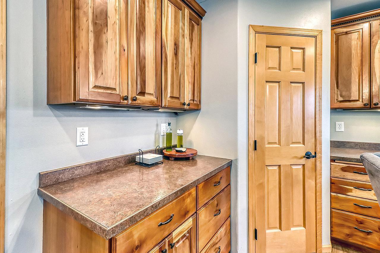 2007 single family home for sale at 23672 Highland Trail in Fergus Falls, MN — 5 bed, 4 bath (photo 25 of 60)
