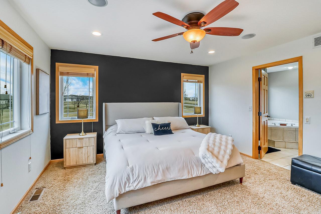 2007 single family home for sale at 23672 Highland Trail in Fergus Falls, MN — 5 bed, 4 bath (photo 31 of 60)