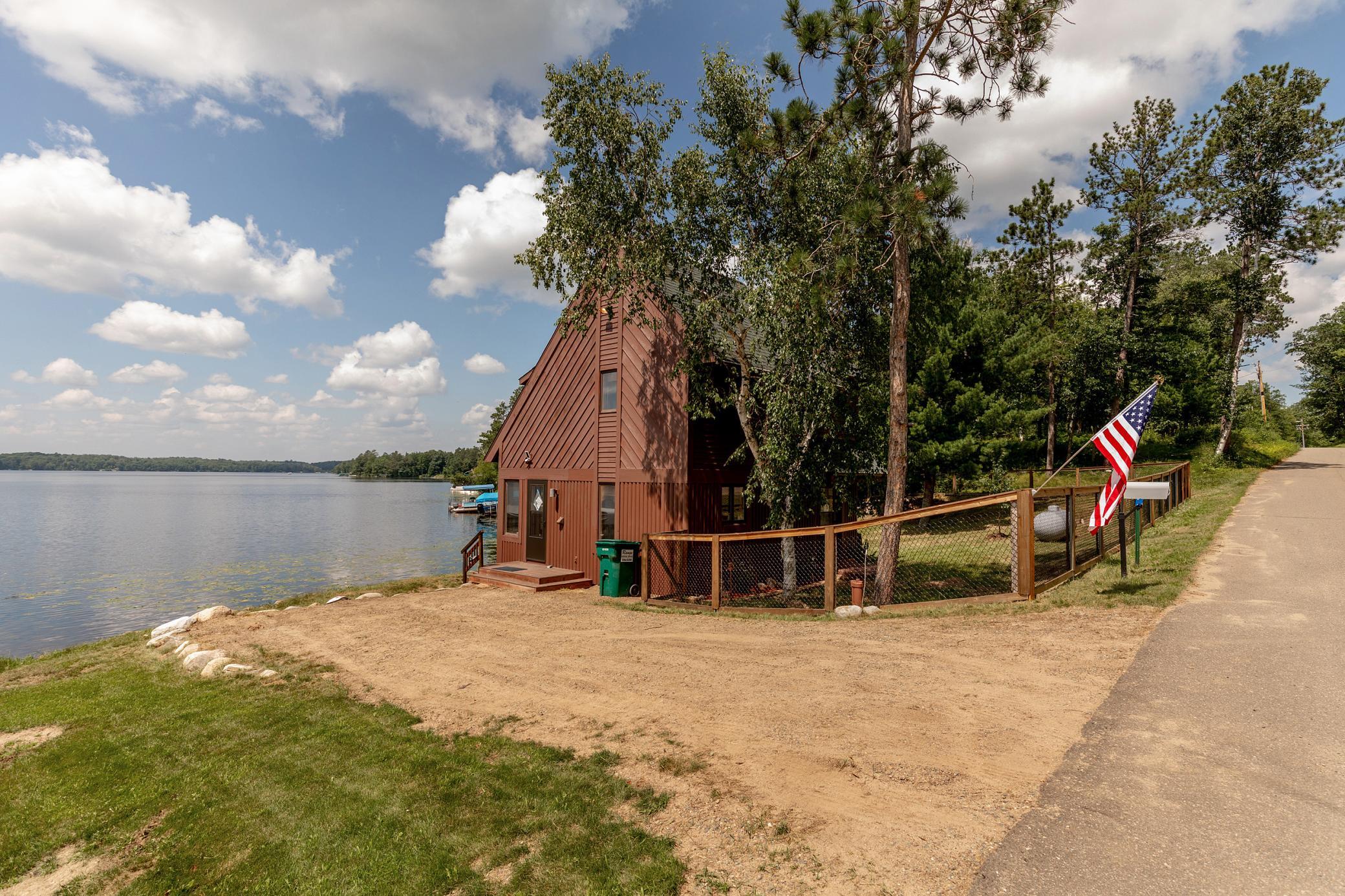 1989 single family home for sale at 40699 Mary Lake Road in Emily, MN — 1 bed, 2 bath (photo 13 of 14)