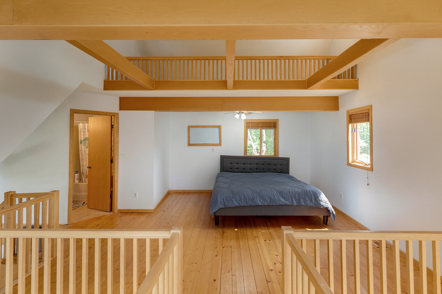 1989 single family home for sale at 40699 Mary Lake Road in Emily, MN — 1 bed, 2 bath (photo 4 of 14)