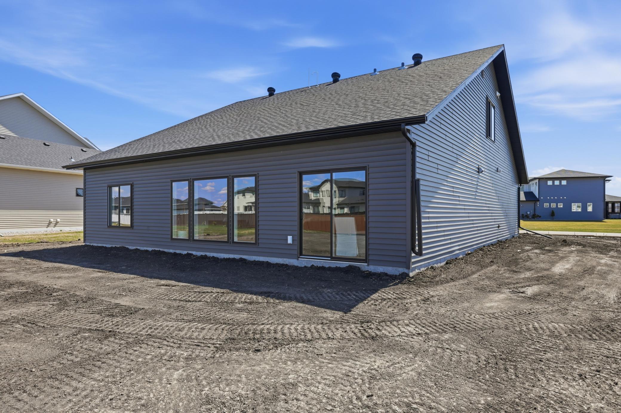 2025 single family home for sale at 3296 Timber Creek Circle S in Fargo, ND — 3 bed, 3 bath (photo 28 of 29)