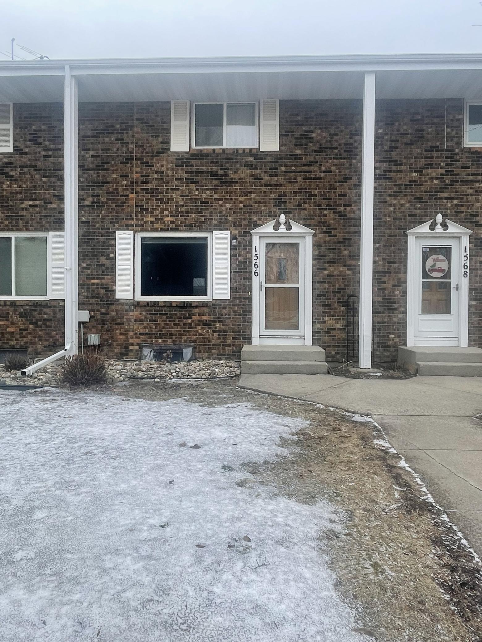 1566 27th Avenue S, Fargo ND 58103 - Photo 2 of 35