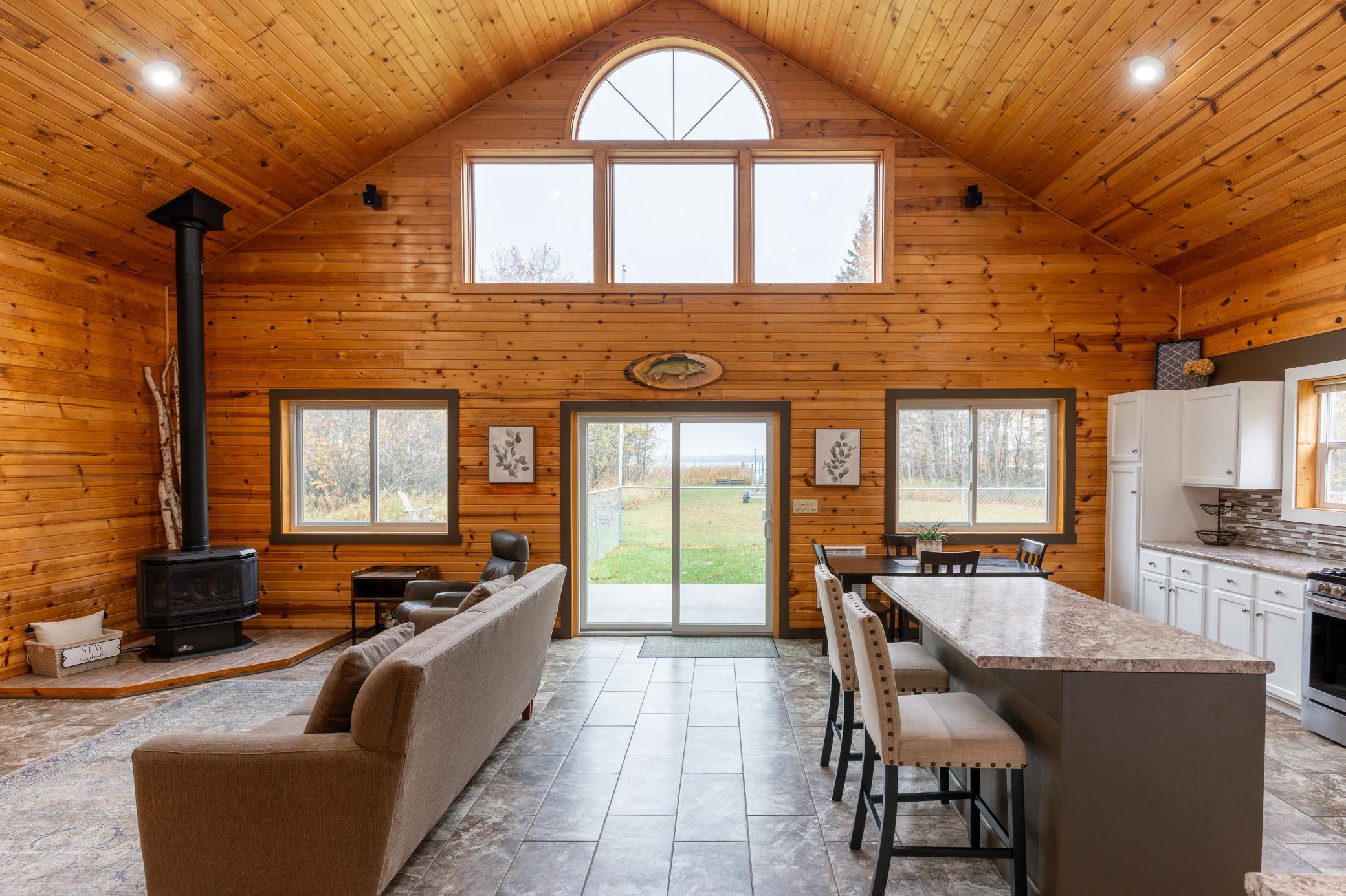 2000 single family home for sale at 33489 Strawberry Drive in Ogema, MN — 3 bed, 1 bath (photo 4 of 38)