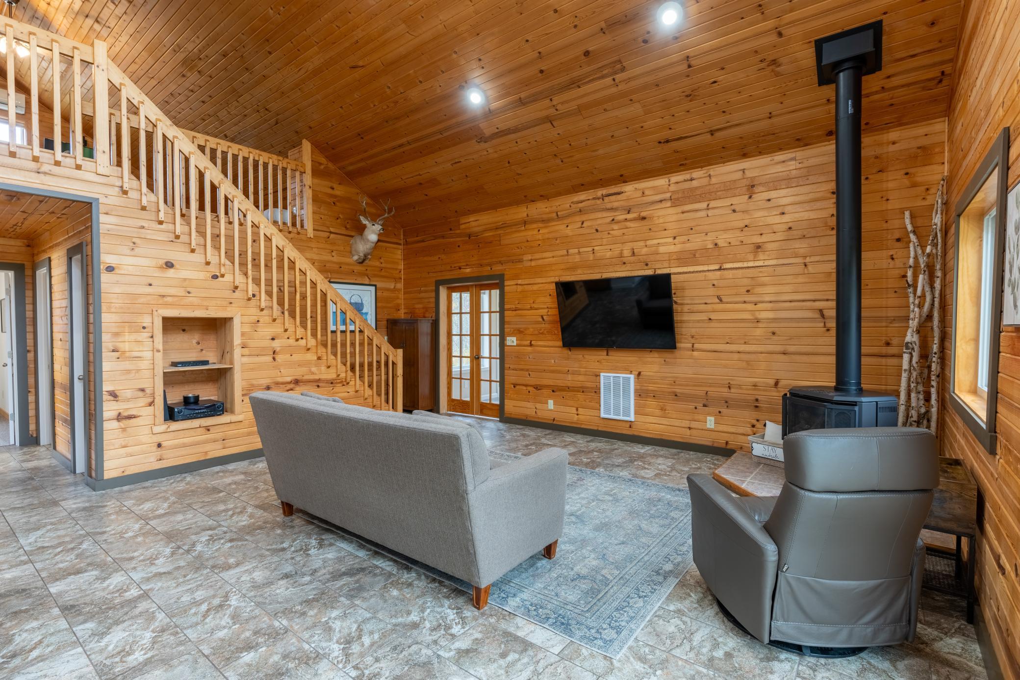 2000 single family home for sale at 33489 Strawberry Drive in Ogema, MN — 3 bed, 1 bath (photo 6 of 38)