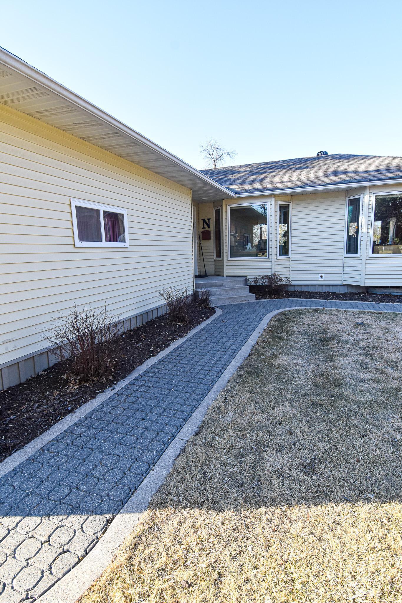 1950 single family home for sale at 1217 Taft Street E in Thief River Falls, MN — 3 bed, 2 bath (photo 28 of 40)