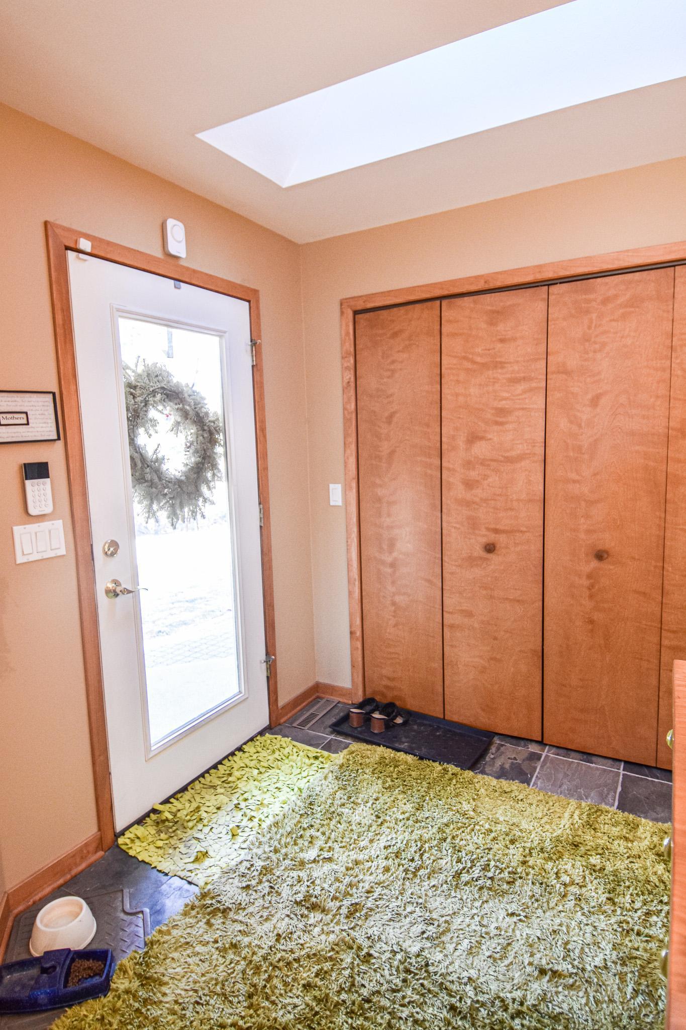 1950 single family home for sale at 1217 Taft Street E in Thief River Falls, MN — 3 bed, 2 bath (photo 6 of 40)