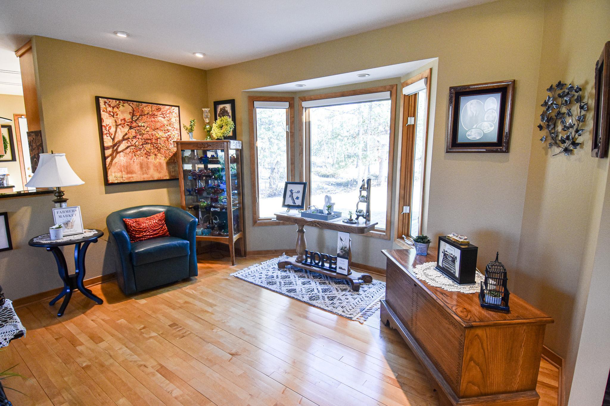 1950 single family home for sale at 1217 Taft Street E in Thief River Falls, MN — 3 bed, 2 bath (photo 9 of 40)