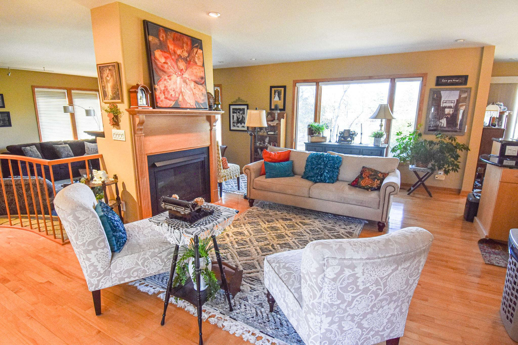 1950 single family home for sale at 1217 Taft Street E in Thief River Falls, MN — 3 bed, 2 bath (photo 10 of 40)