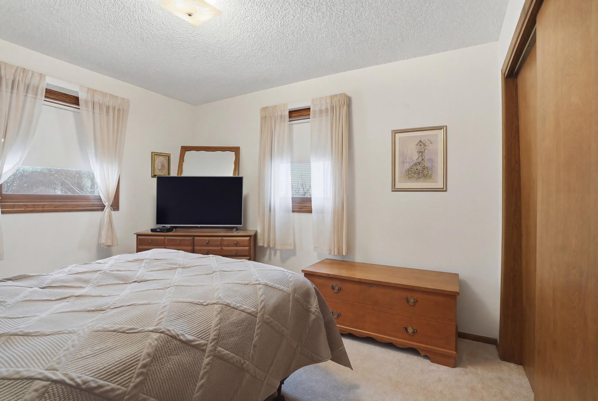 1972 single family home for sale at 535 W Bend Lane in Alvarado, MN — 3 bed, 1 bath (photo 18 of 32)