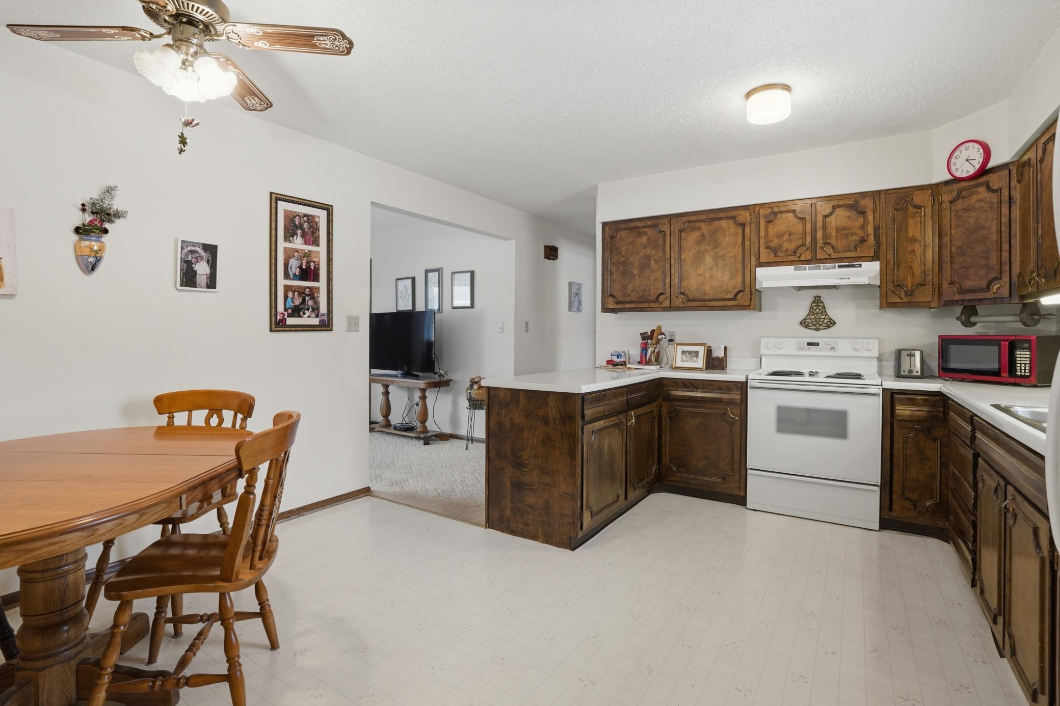 1972 single family home for sale at 535 W Bend Lane in Alvarado, MN — 3 bed, 1 bath (photo 8 of 32)