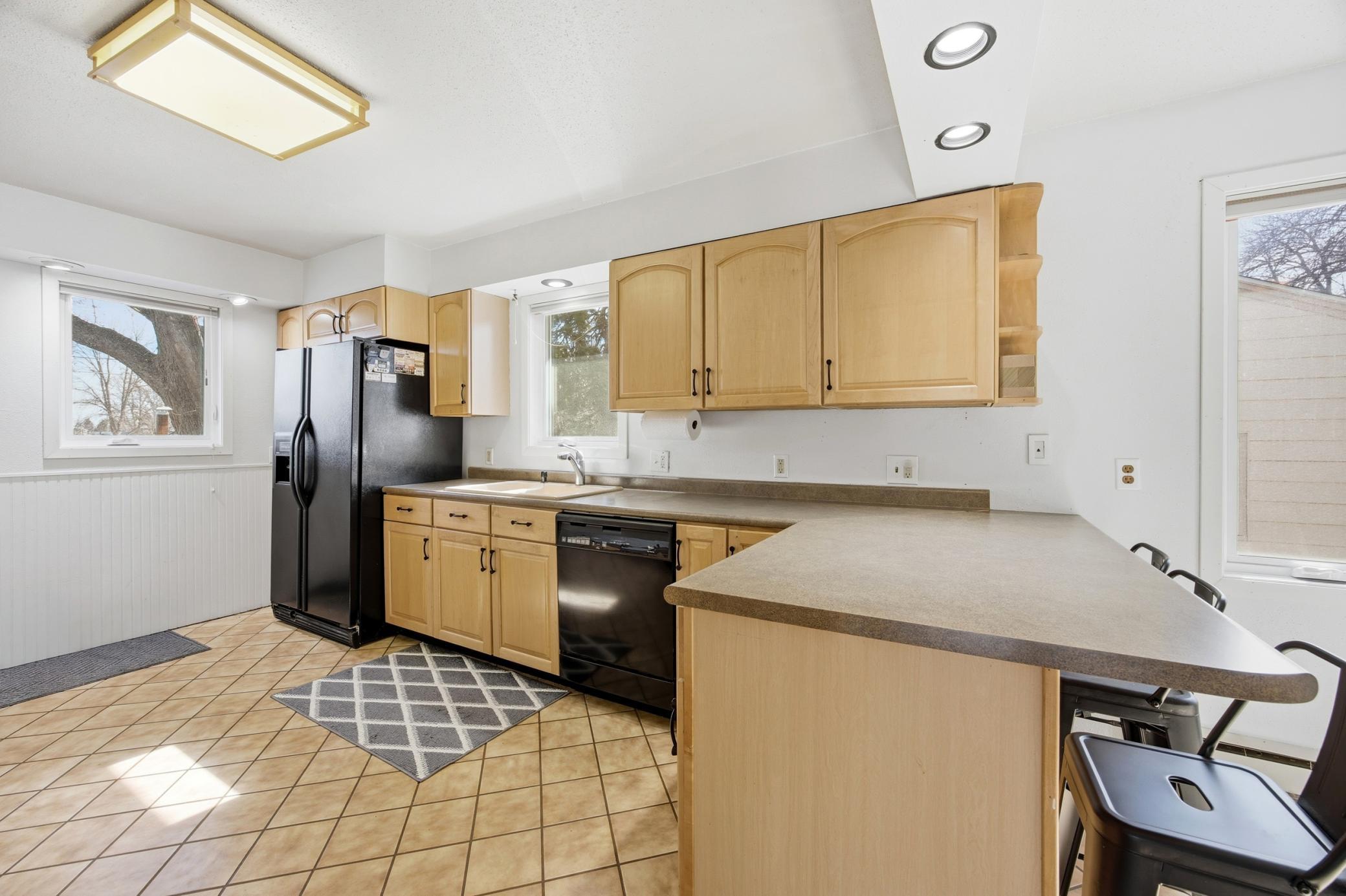 1976 single family home for sale at 1211 Hall Avenue in Breckenridge, MN — 3 bed, 2 bath (photo 13 of 36)