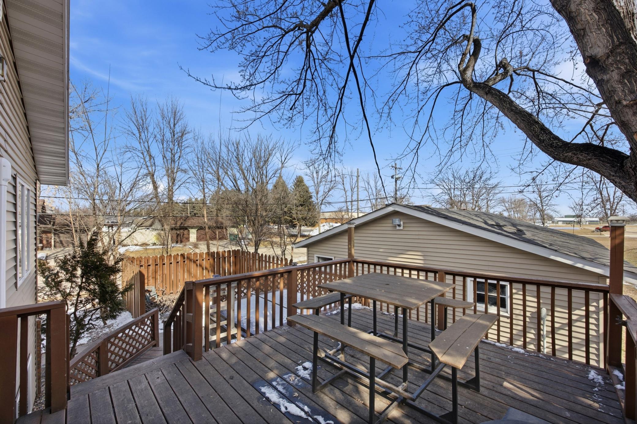 1976 single family home for sale at 1211 Hall Avenue in Breckenridge, MN — 3 bed, 2 bath (photo 30 of 36)