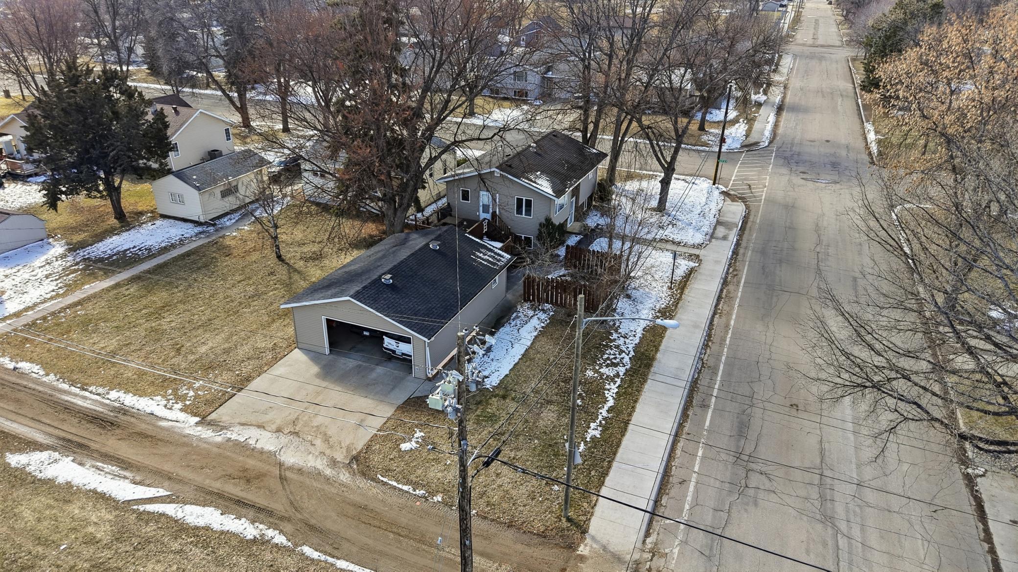 1976 single family home for sale at 1211 Hall Avenue in Breckenridge, MN — 3 bed, 2 bath (photo 36 of 36)