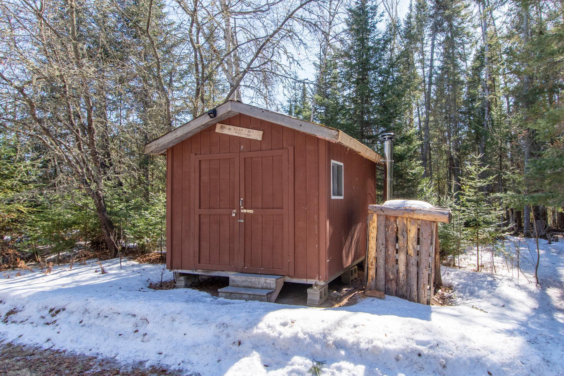 2019 single family home for sale at 25440 O'Donnell Lane in Bigfork, MN — 3 bed, 2 bath (photo 18 of 55)