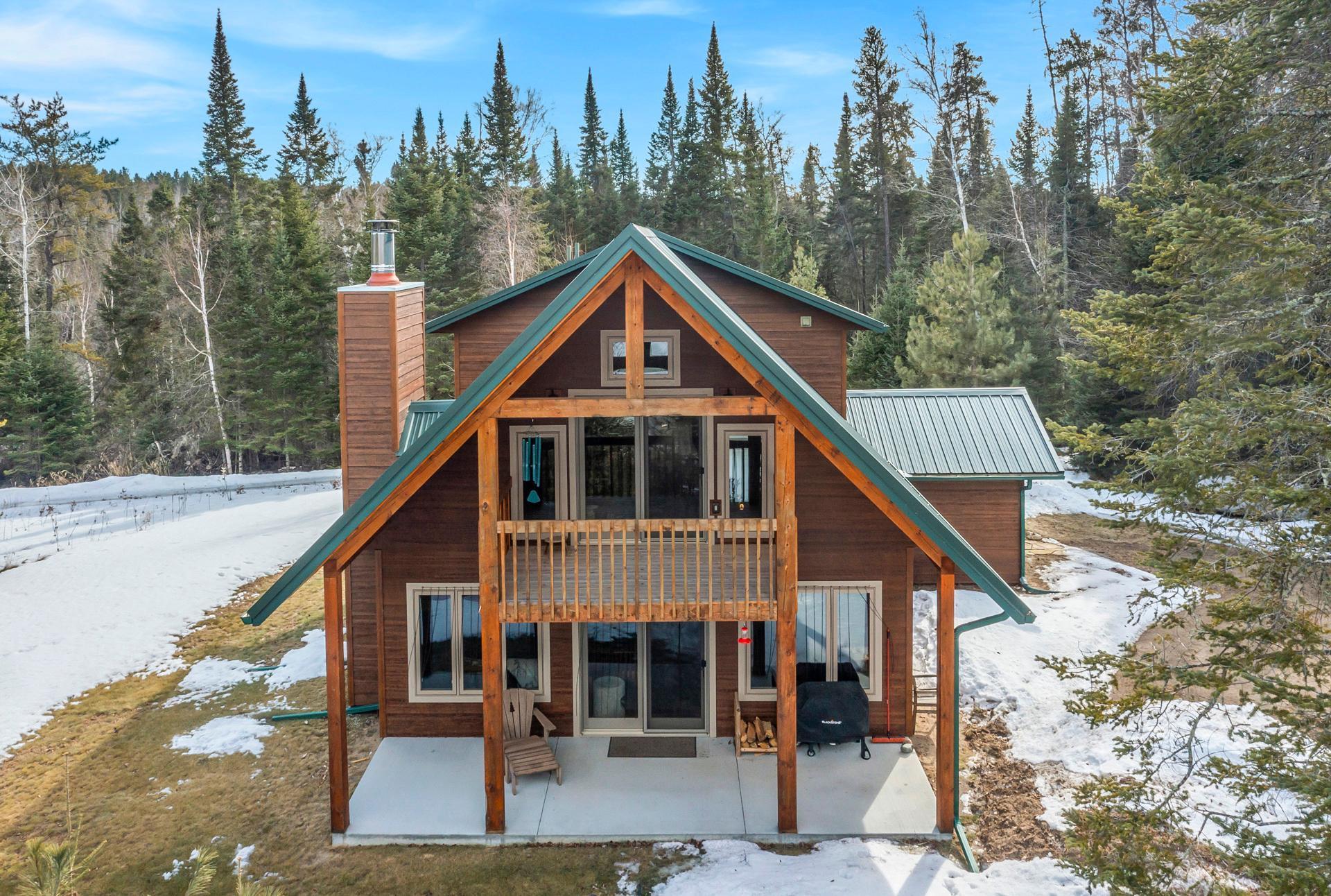 2019 single family home for sale at 25440 O'Donnell Lane in Bigfork, MN — 3 bed, 2 bath (photo 4 of 55)
