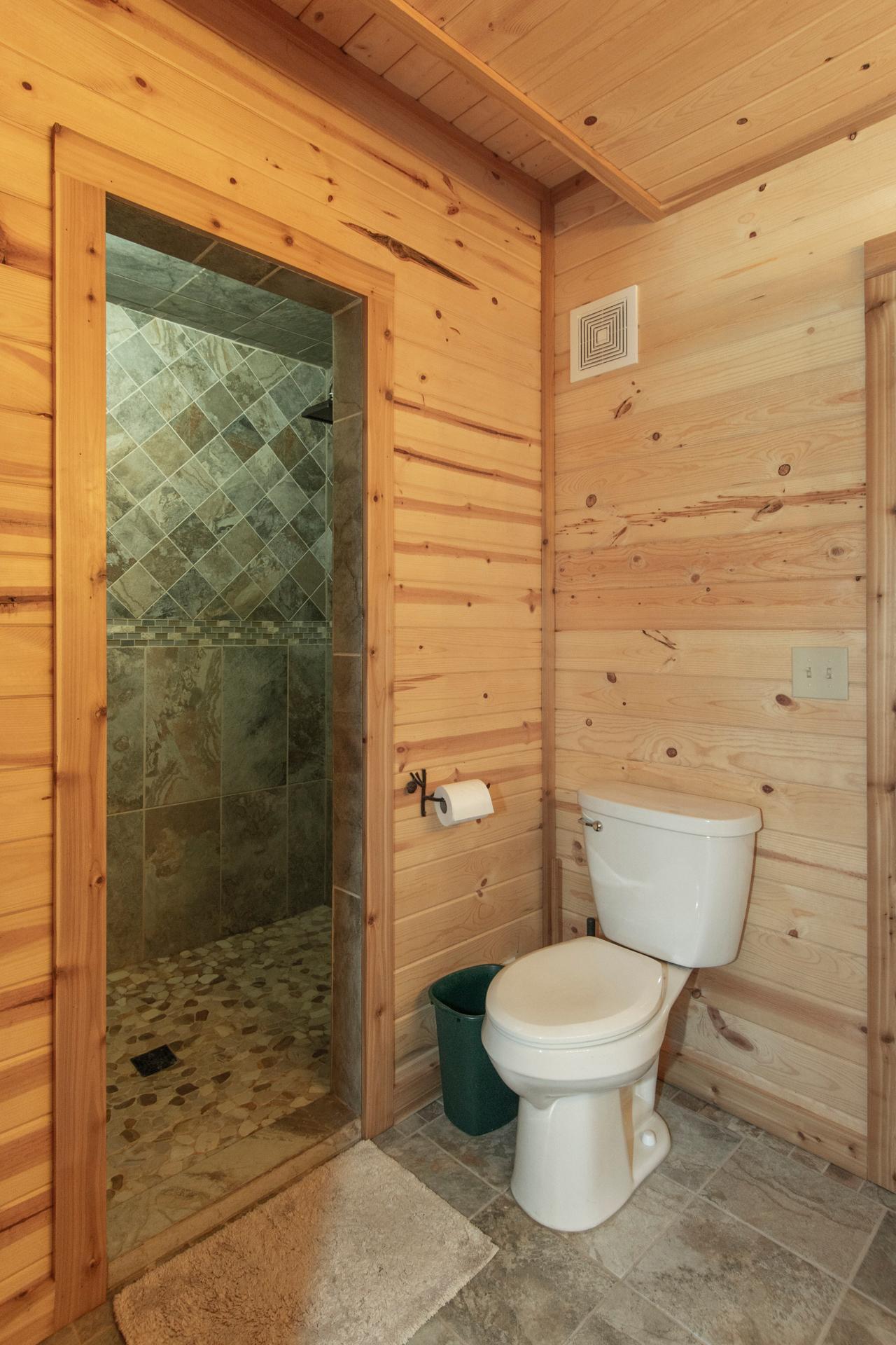 2019 single family home for sale at 25440 O'Donnell Lane in Bigfork, MN — 3 bed, 2 bath (photo 35 of 55)