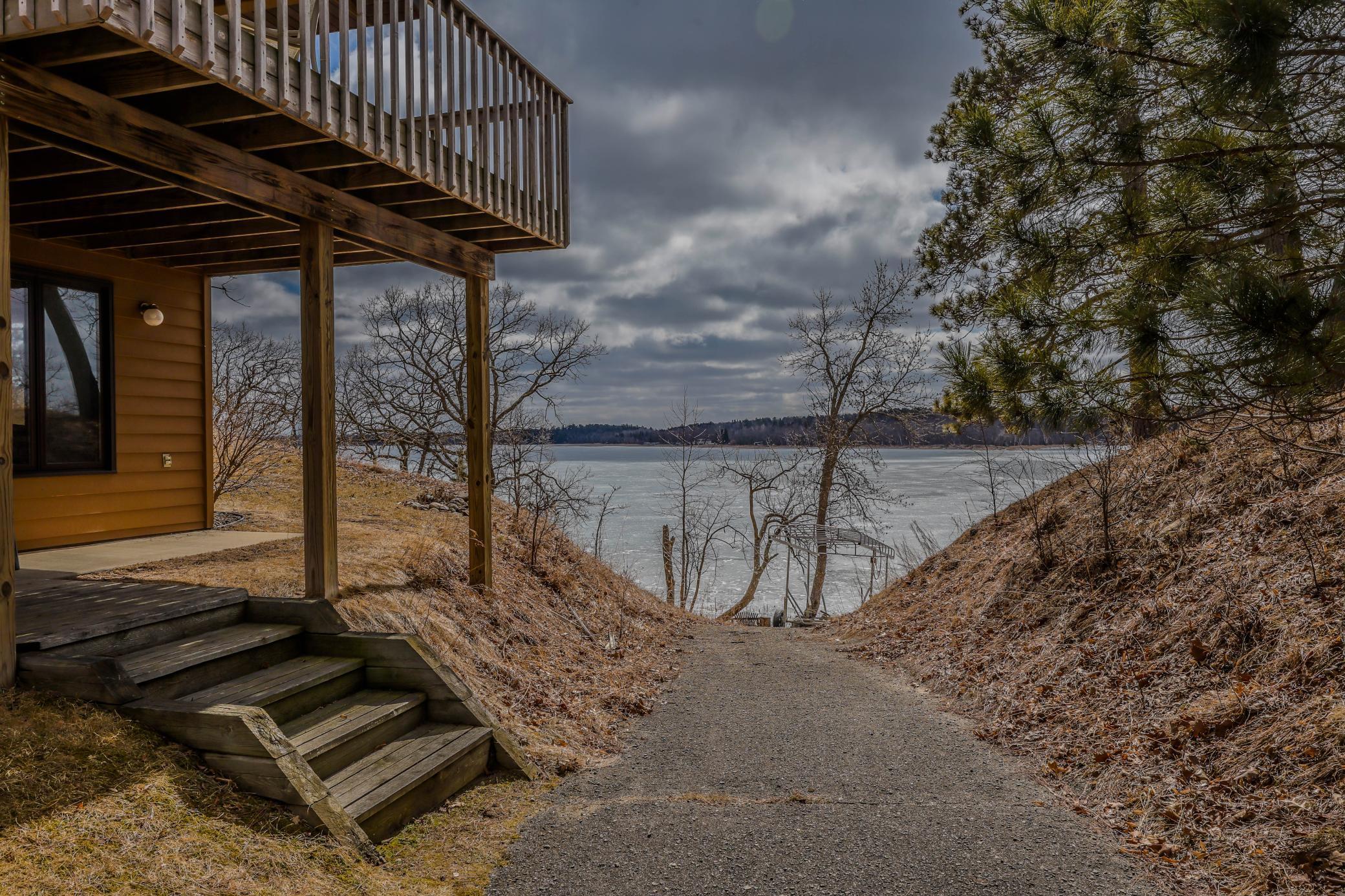 1990 single family home for sale at 24281 Hazel Wood Drive in Park Rapids, MN — 3 bed, 2 bath (photo 22 of 51)