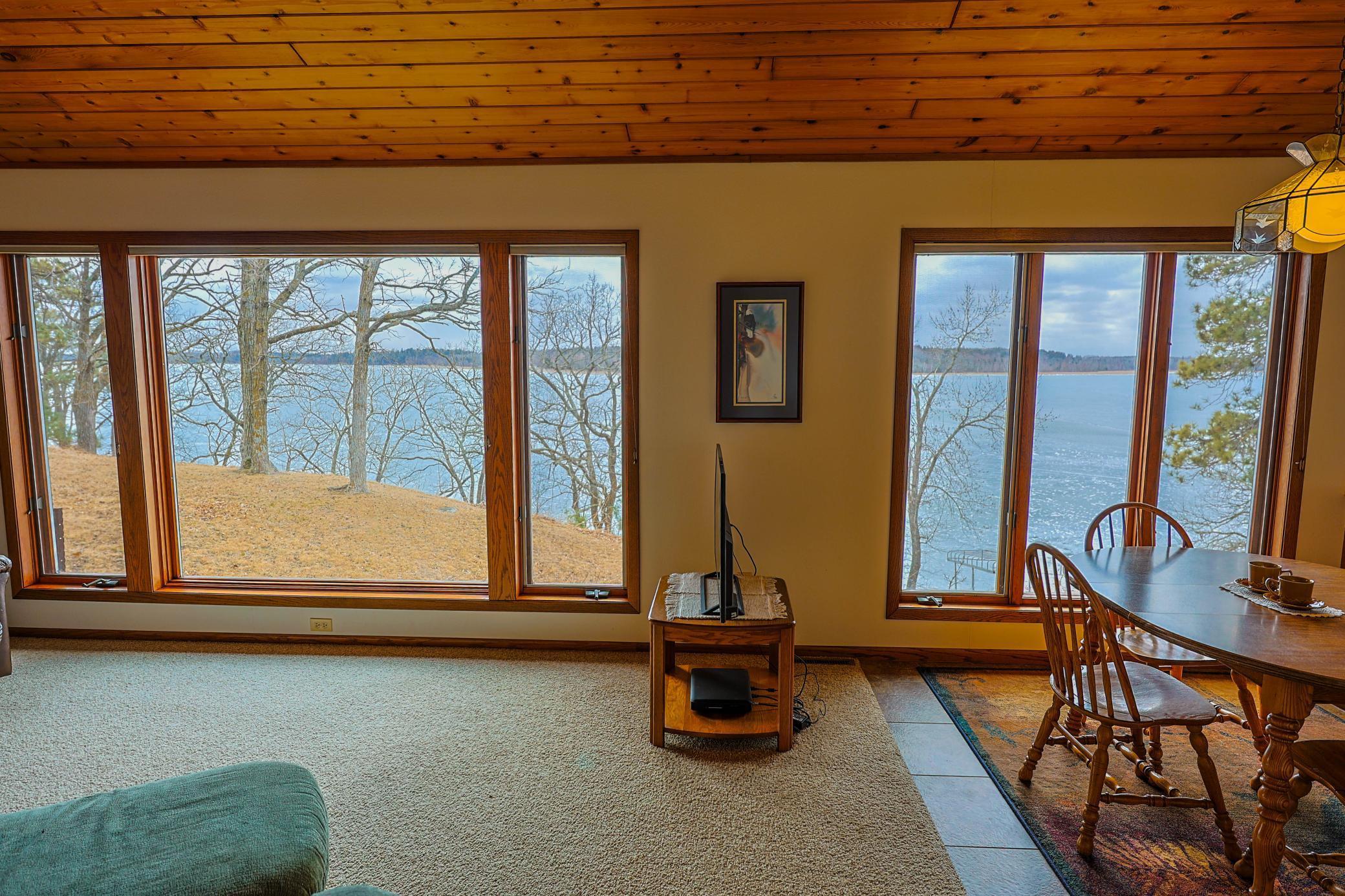 1990 single family home for sale at 24281 Hazel Wood Drive in Park Rapids, MN — 3 bed, 2 bath (photo 5 of 51)